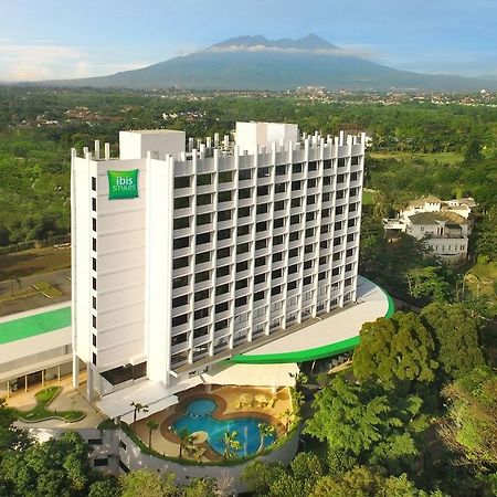Готель Ibis Styles Bogor Raya Екстер'єр фото
