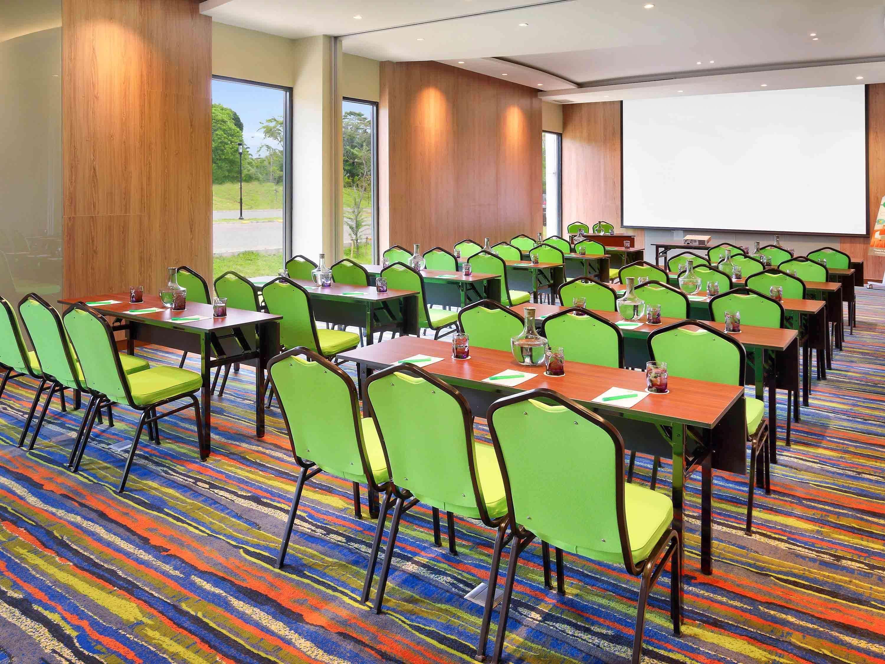Готель Ibis Styles Bogor Raya Екстер'єр фото