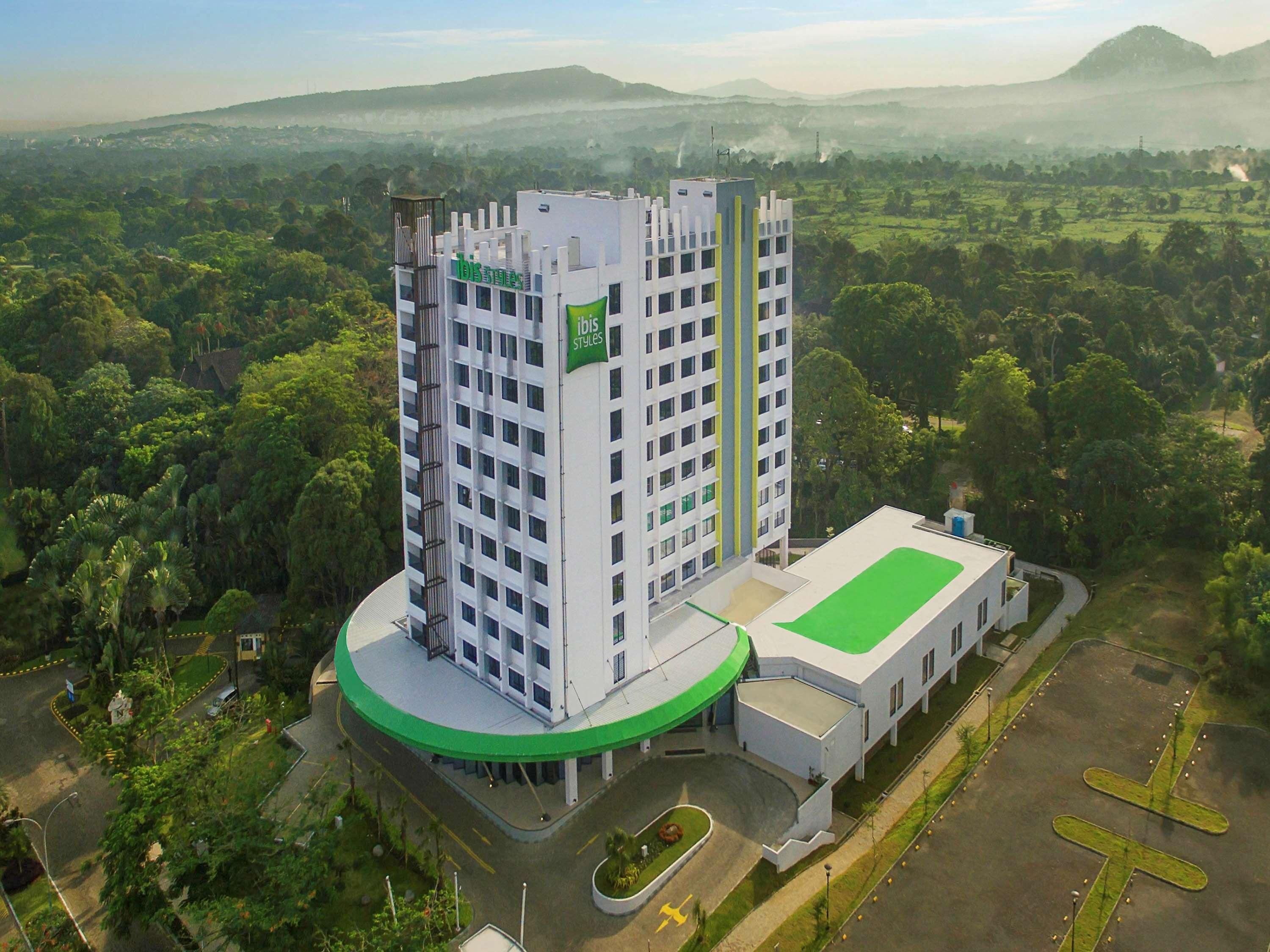 Готель Ibis Styles Bogor Raya Екстер'єр фото