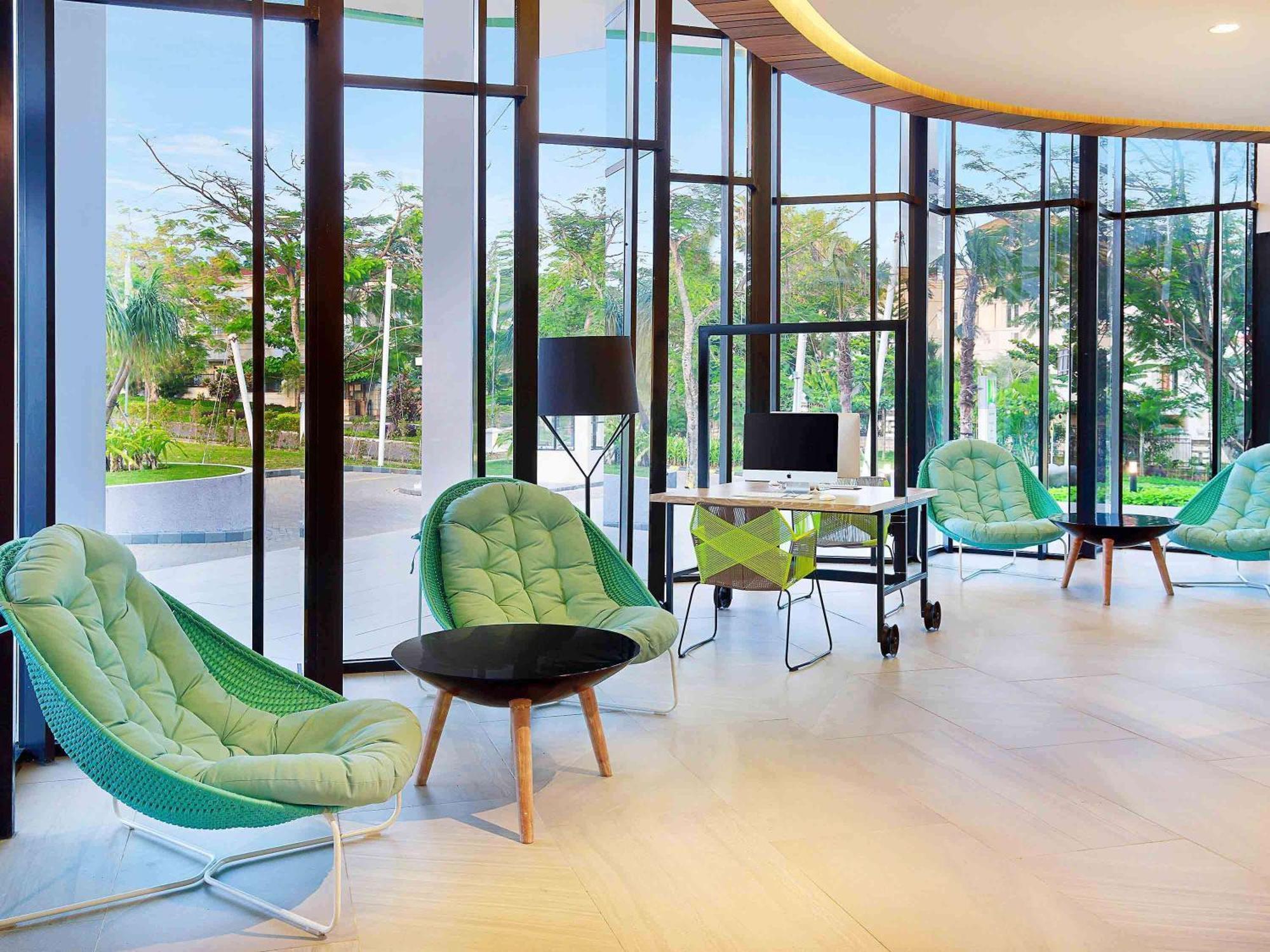 Готель Ibis Styles Bogor Raya Екстер'єр фото