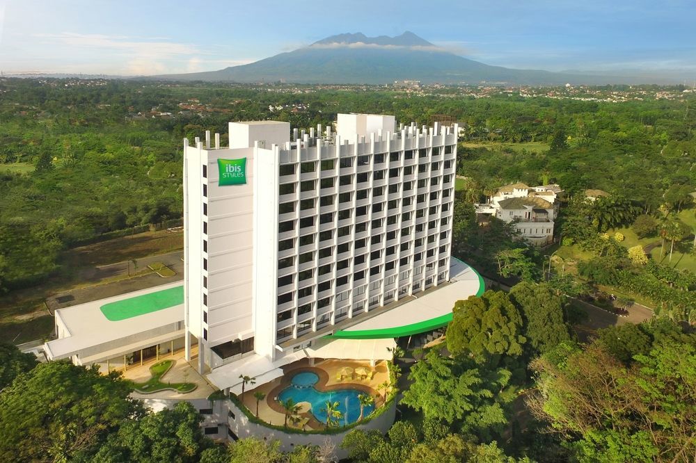 Готель Ibis Styles Bogor Raya Екстер'єр фото