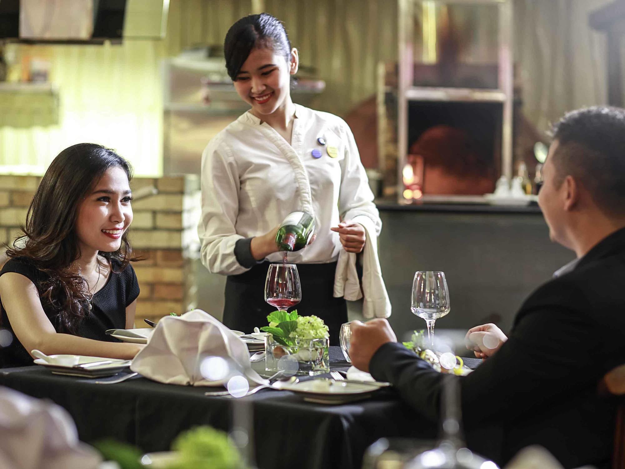 Готель Ibis Styles Bogor Raya Екстер'єр фото