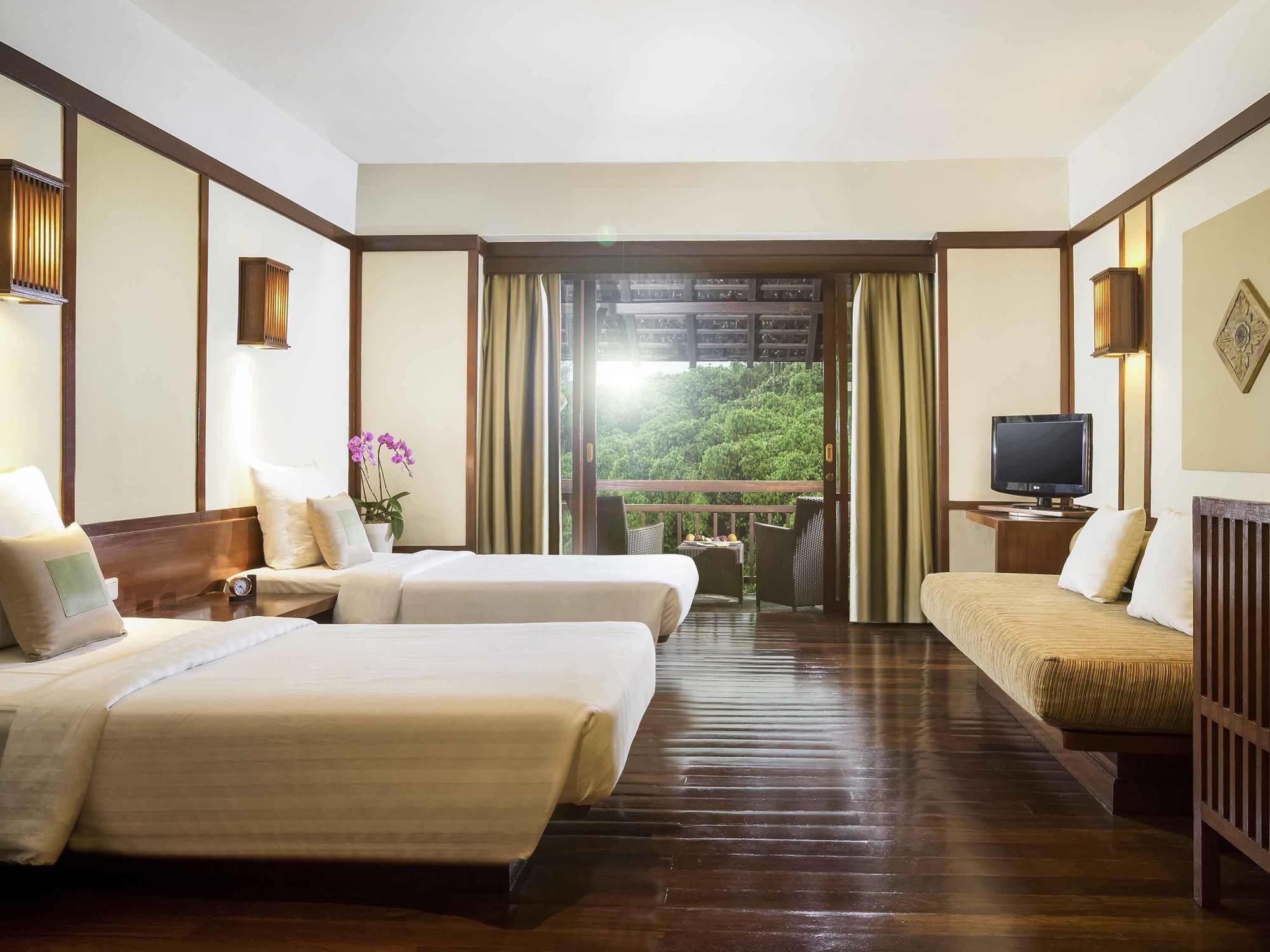 Готель Ibis Styles Bogor Raya Екстер'єр фото